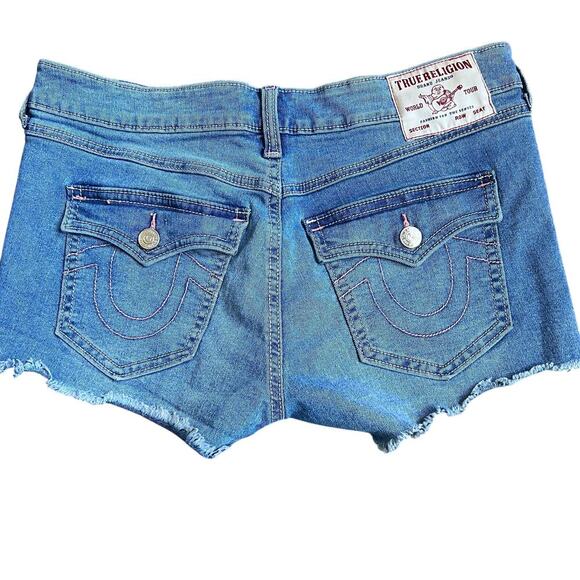 True Religion Joey Cut-off Low rise Short Sz 28 Medium Wash - Picture 6 of 9